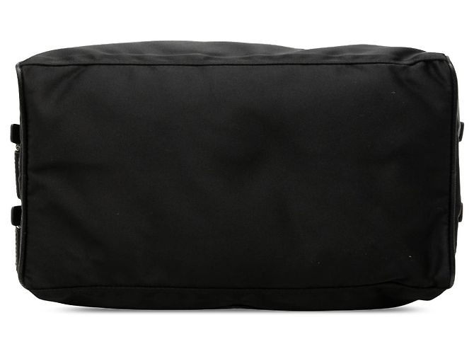 Pouch da viaggio Prada in Re-Nylon nero con rifiniture in Saffiano - vista 3