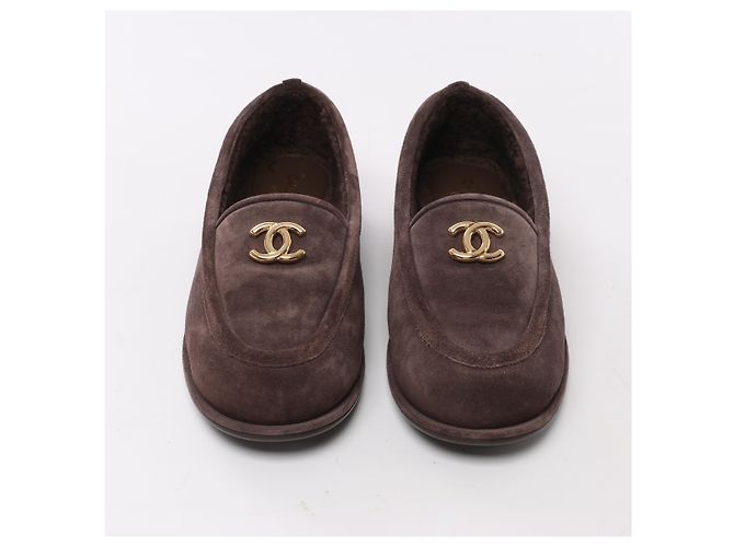 Mocassini Chanel CC logo in camoscio x shearling marroni, taglia 40.5 EU Marrone - vista 9