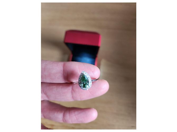 Autre Marque Anello in diamante verde taglio pera in argento - vista 3