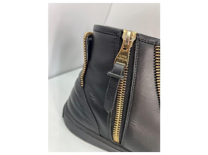 Louis Vuitton High-Top Sneaker Schwarz Leder - Ansicht 4