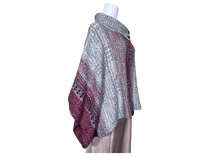 Free People Poncho mit geometrischem Muster Weiß Grau Bordeaux - Ansicht 2