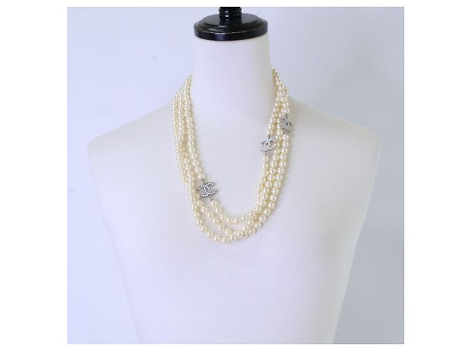 Collar de Perlas Triple CHANEL 10V Coco Mark Plata - vista 6