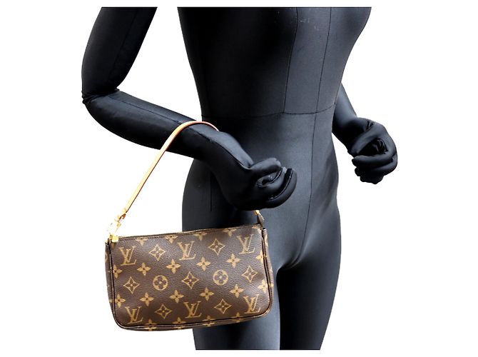 Louis Vuitton Pochette Accessoires Borsa a tracolla da donna Marrone - vista 10