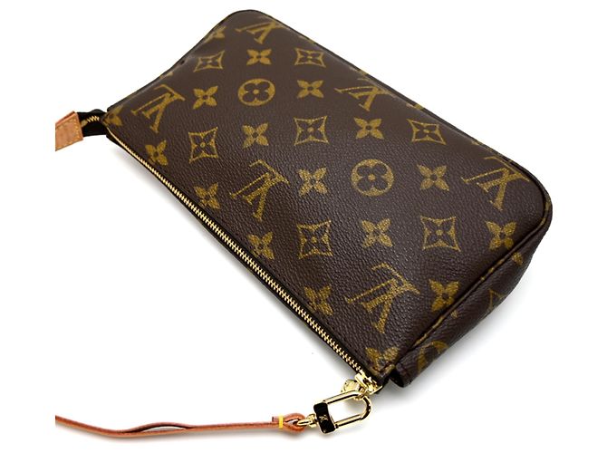Louis Vuitton Pochette Accessoires Shoulder Bag Marrone - vista 3