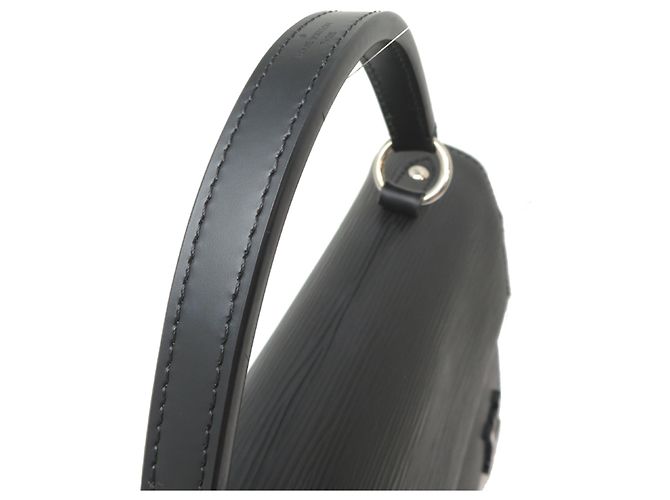 Borsa a mano Louis Vuitton Cluny BB Nero - vista 5