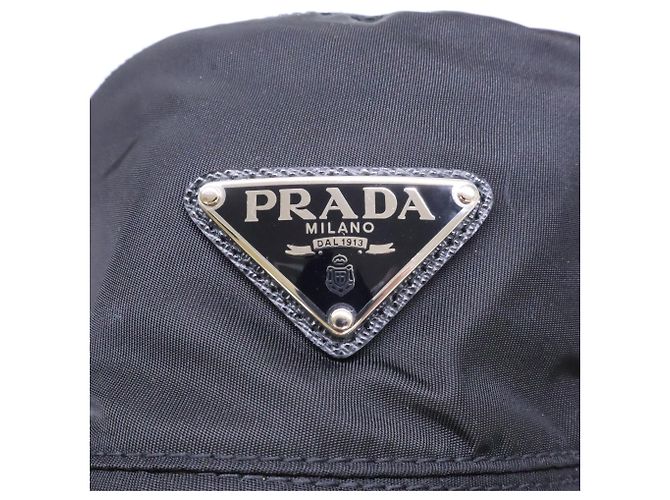 Cappello bucket Prada 2022 in nylon nero - vista 10