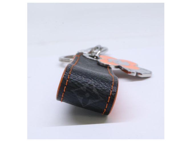 Louis Vuitton Dragonne Vivienne Keychain Orange - view 3