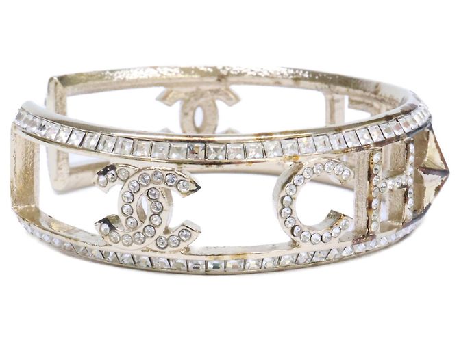 Chanel Armreif Hellgold mit Strass-Logo - Ansicht 4