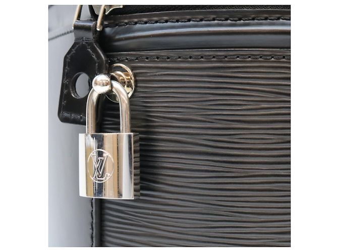 Borsa a tracolla Louis Vuitton Epi Noir Cannes Nero - vista 7