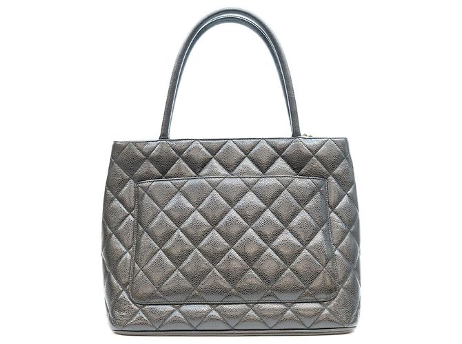 Borsa Tote Chanel in pelle caviar nera Nero - vista 3