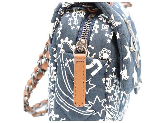 Borsa a tracolla Chanel in cotone blu navy - vista 9