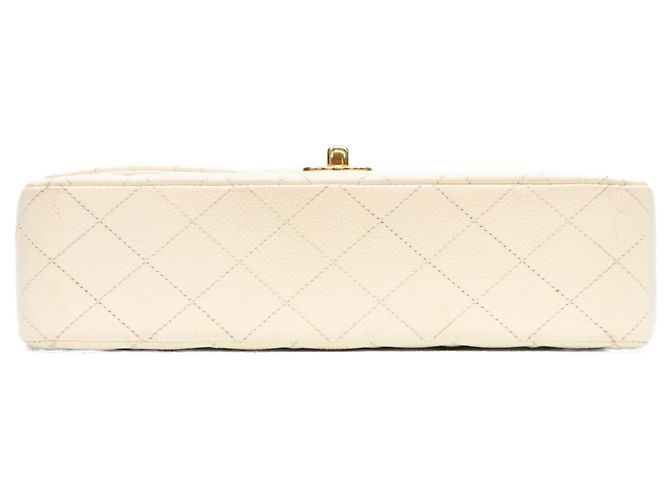 Borsa a tracolla Chanel A01112 in pelle caviar matelassé Bianco - vista 5