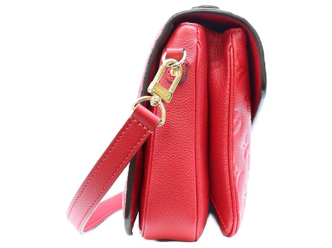Borsa a tracolla Louis Vuitton Monogram Empreinte Pochette Metis Rosso Fuschia - vista 4