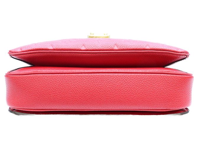 Borsa a tracolla Louis Vuitton Monogram Empreinte Pochette Metis Rosso Fuschia - vista 5