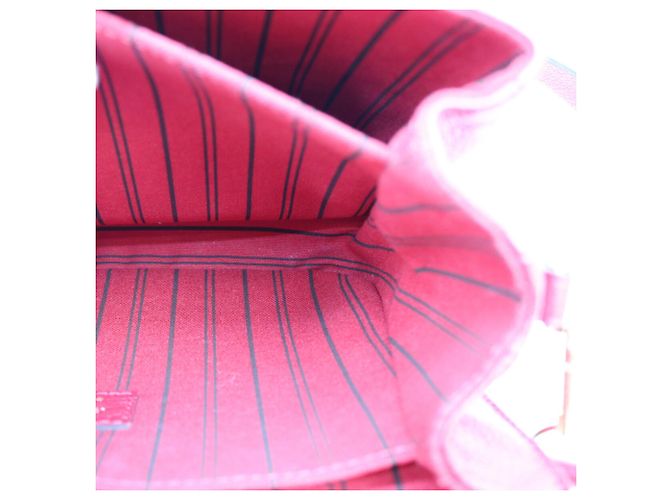 Borsa a tracolla Louis Vuitton Monogram Empreinte Pochette Metis Rosso Fuschia - vista 9