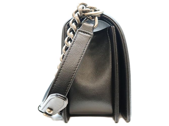 Borsa a tracolla Chanel Boy Chanel 25 Medium Nero - vista 4