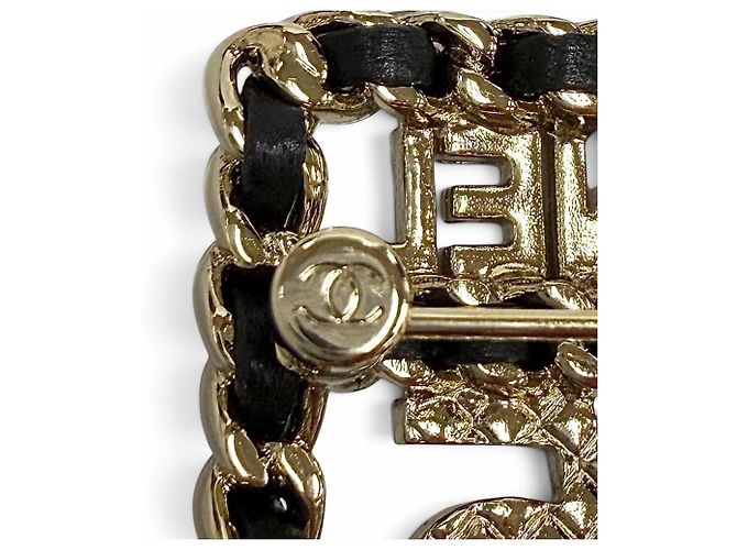 Spilla Chanel Coco Mark in perle eco e strass Nero D'oro - vista 8