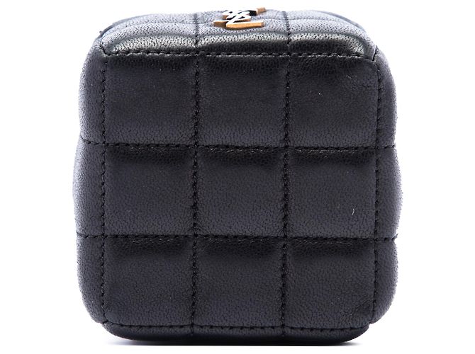 Saint Laurent Mini Borsa Cube Cassandre On Chain in pelle di agnello nera Nero - vista 3