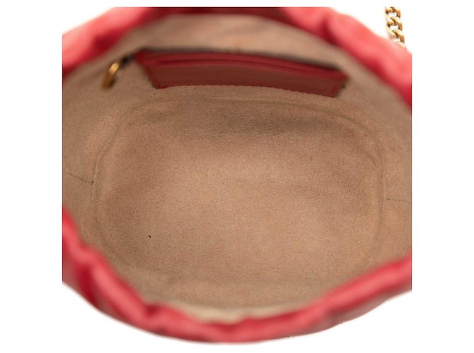 Borsa a secchiello Gucci Small GG Marmont in pelle di vitello matelassé rossa Rosso - vista 4