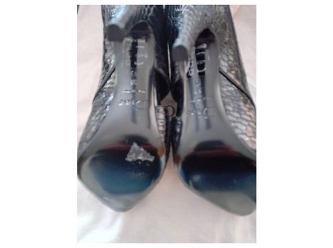 Botines Christian Dior de piel negra efecto serpiente Negro - vista 2