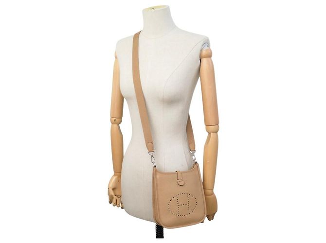 Hermès NUOVA BORSA HERMES EVELYNE 16 AMAZONE IN PELLE CLEMENCE CHAI BORSA A TRACCOLLA Cammello - vista 5
