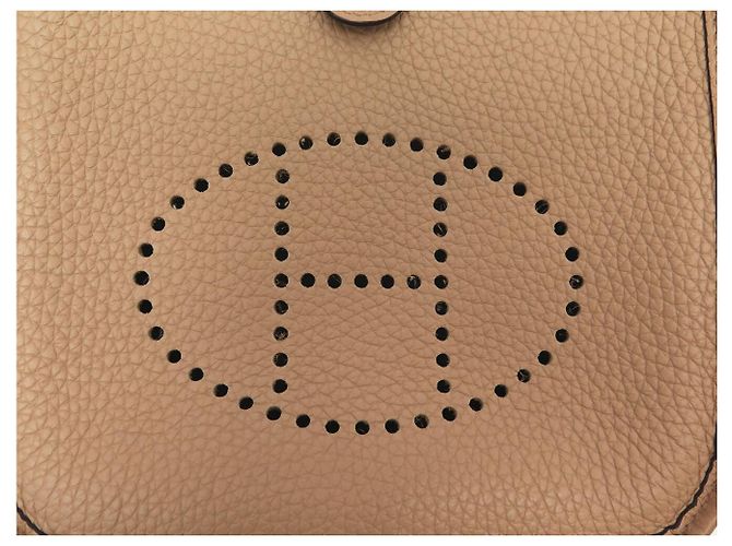 Hermès NUOVA BORSA HERMES EVELYNE 16 AMAZONE IN PELLE CLEMENCE CHAI BORSA A TRACCOLLA Cammello - vista 6