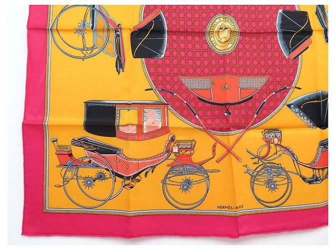 Hermès NEU HERMES LES VOITURES A TRANSFORMATION CARRE 70 SEIDENTUCHEL Pink - Ansicht 5