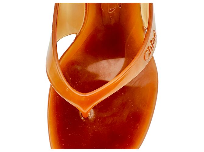 Sandali thong con cinturino alla caviglia Chloé in gomma marrone - vista 11