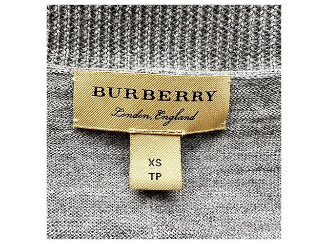 Burberry Vintage Check Cardigan mit Ellenbogen-Patches aus grauer Merinowolle - Ansicht 4
