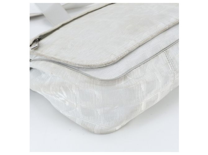 Borsa a tracolla Chanel New Travel Line Marrone - vista 4