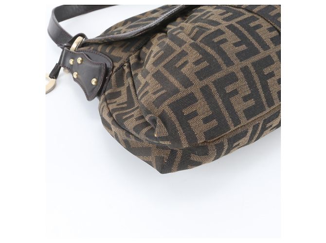 Borsa a tracolla Fendi Zucca in pelle e canvas Marrone - vista 4