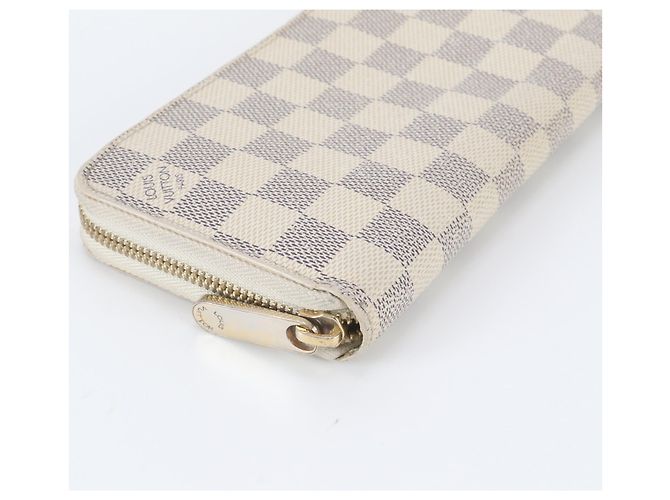 Louis Vuitton Damier Azur Zippy Wallet White - view 3