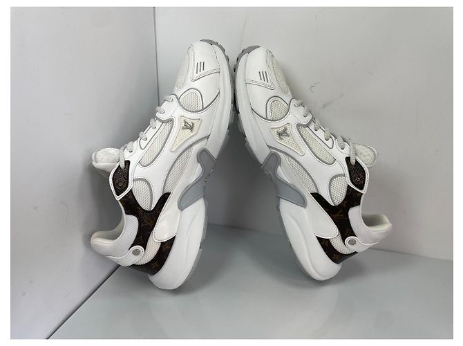 Sneakers Louis Vuitton Olympia Monogram Bianco Monogramma - vista 10