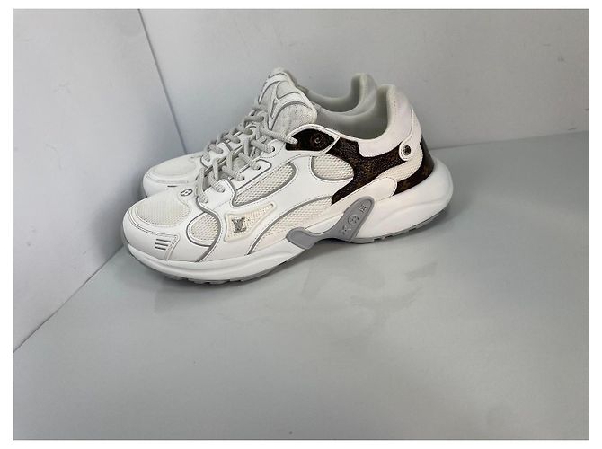 Sneakers Louis Vuitton Olympia Monogram Bianco Monogramma - vista 3