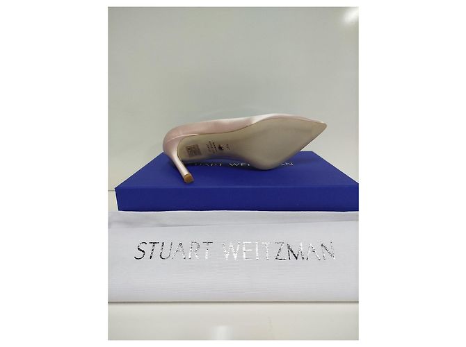 Stuart Weitzman Anny Pumps aus blassrosa Satin Pink - Ansicht 3