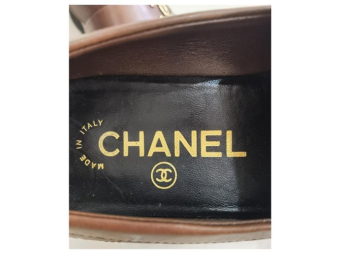 Mocassini Chanel in pelle matelassé marrone CC - vista 11