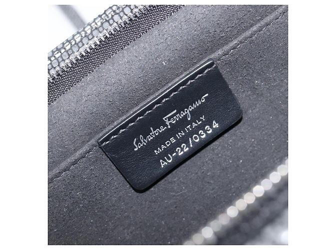 Borsa a tracolla in pelle Salvatore Ferragamo Gancini Chain Silver Auth hk4007V Argento - vista 12