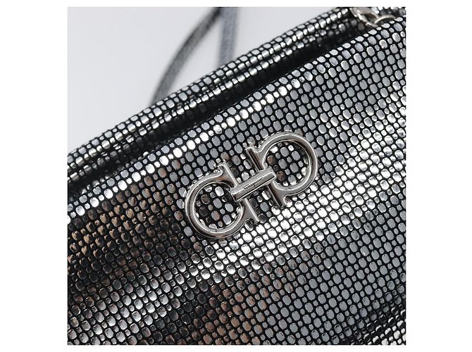 Borsa a tracolla in pelle Salvatore Ferragamo Gancini Chain Silver Auth hk4007V Argento - vista 17