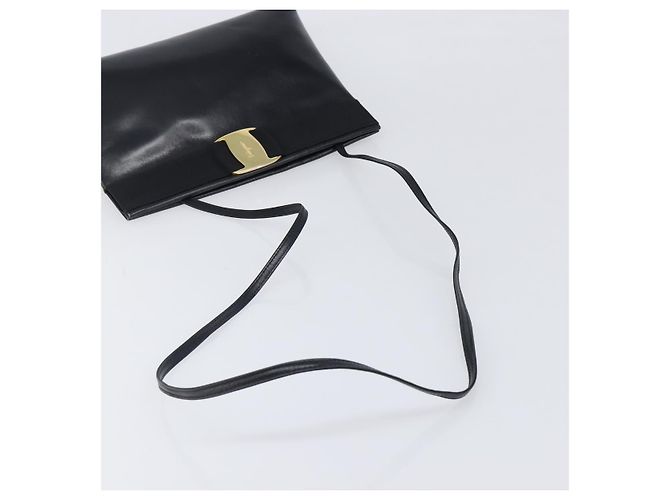 Borsa a tracolla Salvatore Ferragamo Vala in pelle nera e oro Auth 200983 Nero D'oro - vista 7