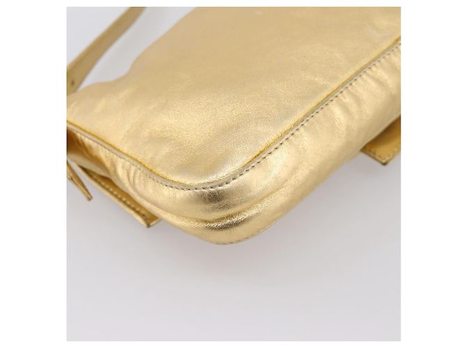 Borsa a tracolla FENDI Mamma Baguette in pelle Oro Argento Auth 199367A D'oro - vista 16