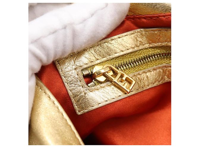 Borsa a tracolla FENDI Mamma Baguette in pelle Oro Argento Auth 199367A D'oro - vista 20