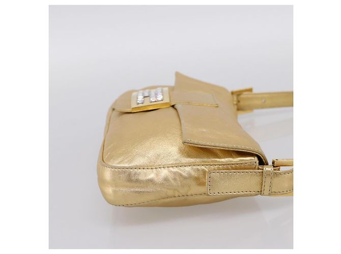 Borsa a tracolla FENDI Mamma Baguette in pelle Oro Argento Auth 199367A D'oro - vista 4