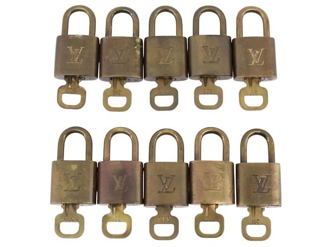 LOUIS VUITTON Set di 10 Lucchetti Lucchetto metallo Oro LV Auth 202429 D'oro - vista 2