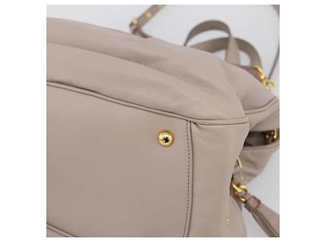 Borsa a mano Miu Miu in pelle 2way Grigio Tono Oro Auth 167574V Marrone - vista 17