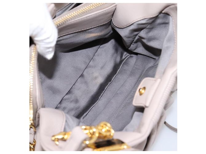 Borsa a mano Miu Miu in pelle 2way Grigio Tono Oro Auth 167574V Marrone - vista 27