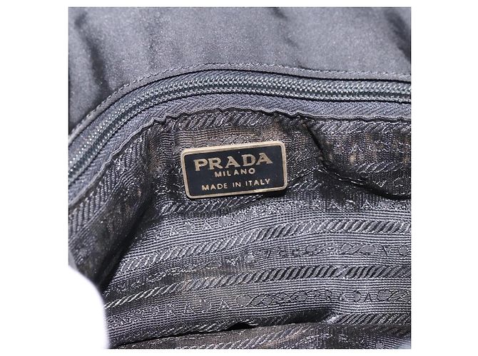 Sac à épaule à chaîne PRADA Nylon Noir Doré Auth 202186A - vue 18