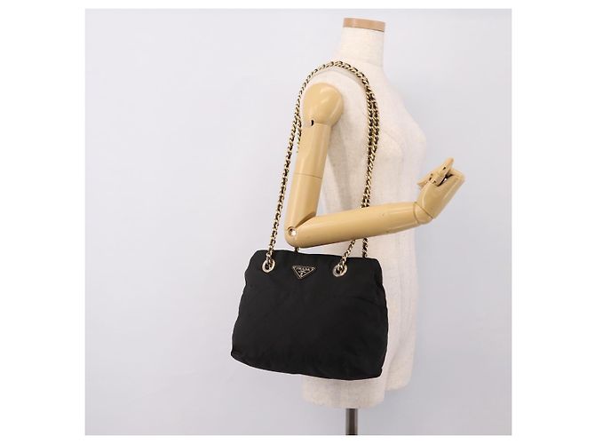 Sac à épaule à chaîne PRADA Nylon Noir Doré Auth 202186A - vue 26