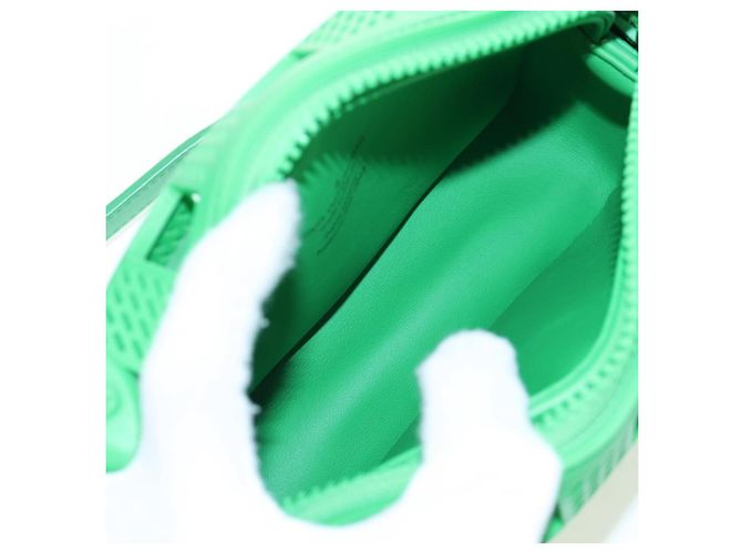 LOUIS VUITTON Borsa a tracolla Mini Soft Trunk Rubber Green M23142 LV Auth 197479SAM Verde - vista 11