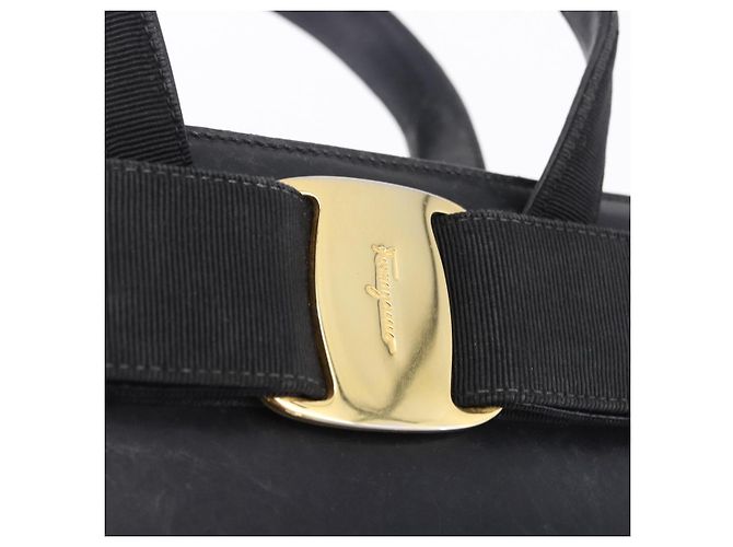 Borsa Salvatore Ferragamo Vala in pelle nera e oro autentica bs37001 Nero D'oro - vista 10