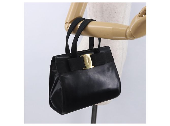 Borsa Salvatore Ferragamo Vala in pelle nera e oro autentica bs37001 Nero D'oro - vista 21